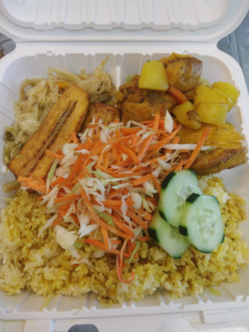 Paradise Island Grill | restaurant | 4715 Raleigh Rd, Temple Hills, MD 20748, USA | 2405631088 OR +1 240-563-1088