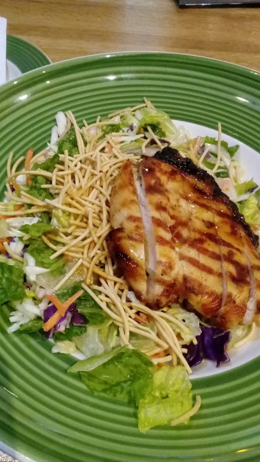 Applebees Grill + Bar | restaurant | 2201 Nostrand Ave, Brooklyn, NY 11210, USA | 3475053300 OR +1 347-505-3300