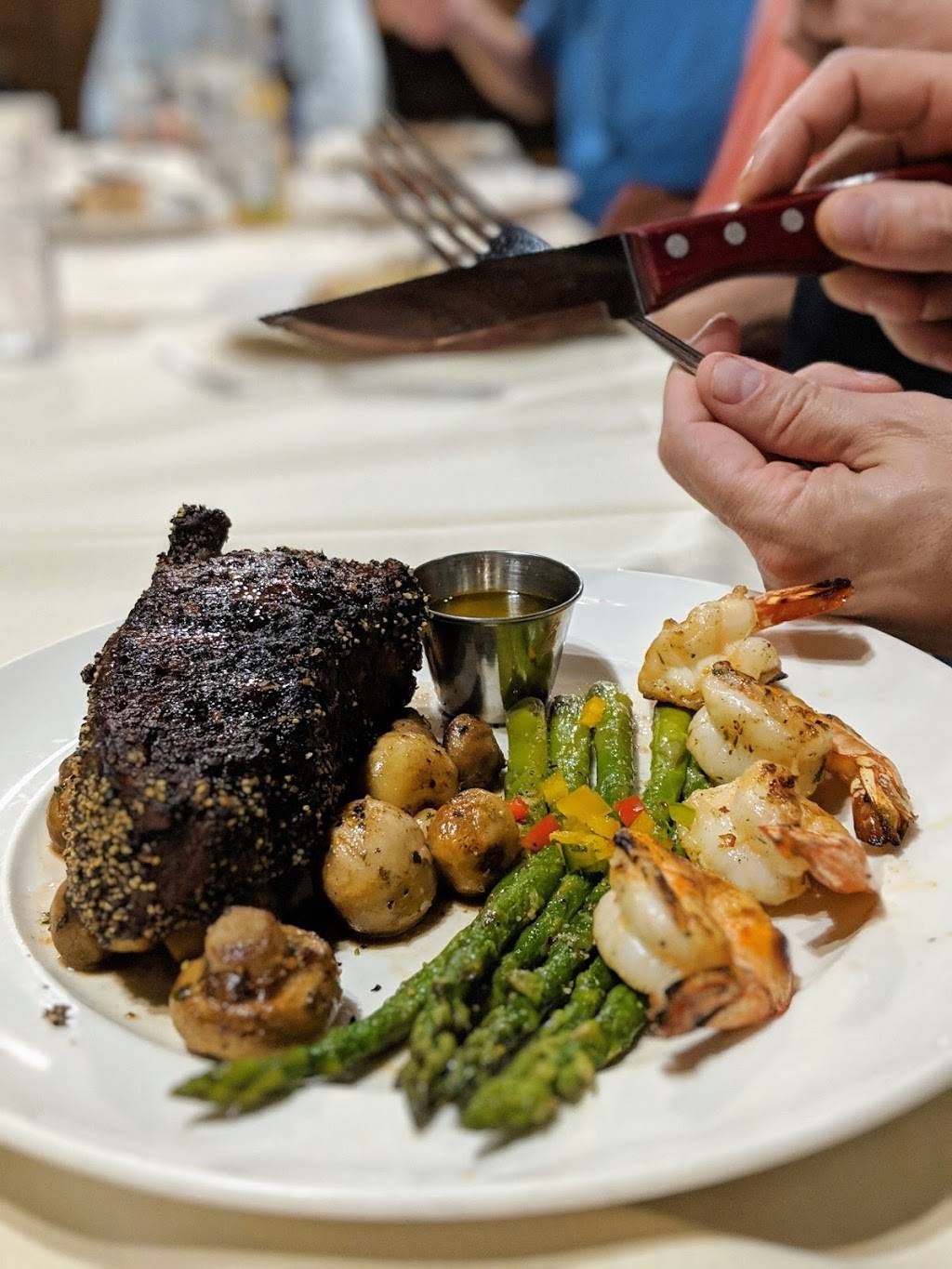 Steamboat House | restaurant | 8045 North Sam Houston Pkwy W, Houston, TX 77064, USA | 8329121845 OR +1 832-912-1845