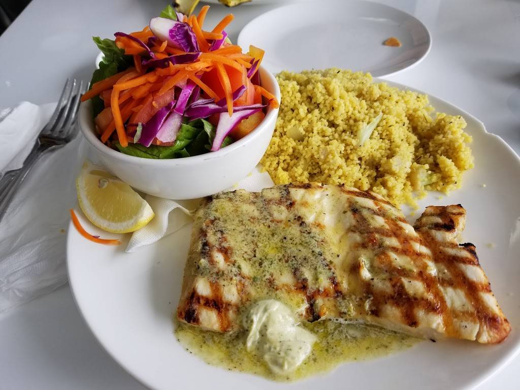 Blue Salt Fish Grill | restaurant | 23215 Hawthorne Blvd, Torrance, CA 90505, USA | 4243831769 OR +1 424-383-1769