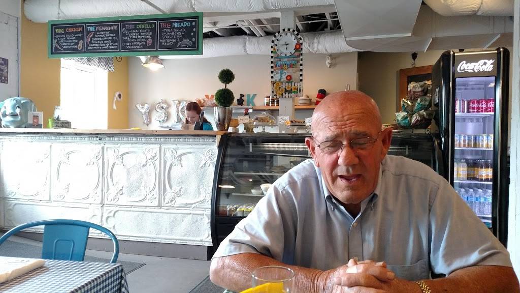 Kandy Cakes | restaurant | 47 York St, Stratford, ON N5A 1A1, Canada | 5195083835 OR +1 519-508-3835