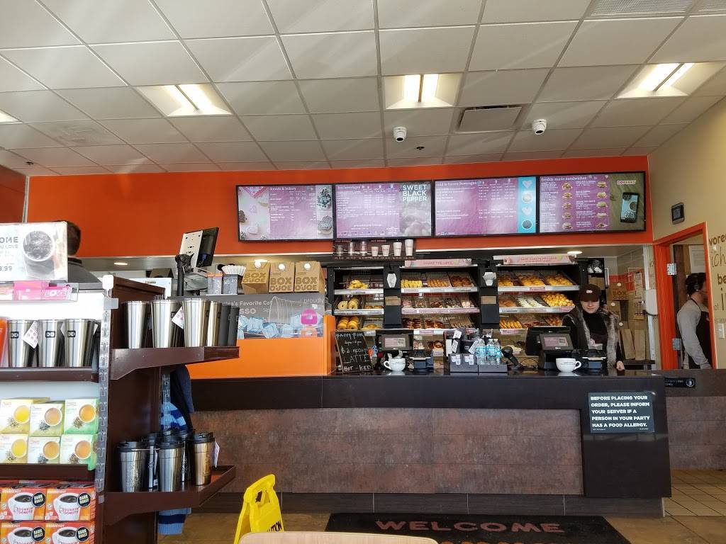 Dunkin | bakery | 120 Blue River Pkwy, Silverthorne, CO 80498, USA | 9704680520 OR +1 970-468-0520