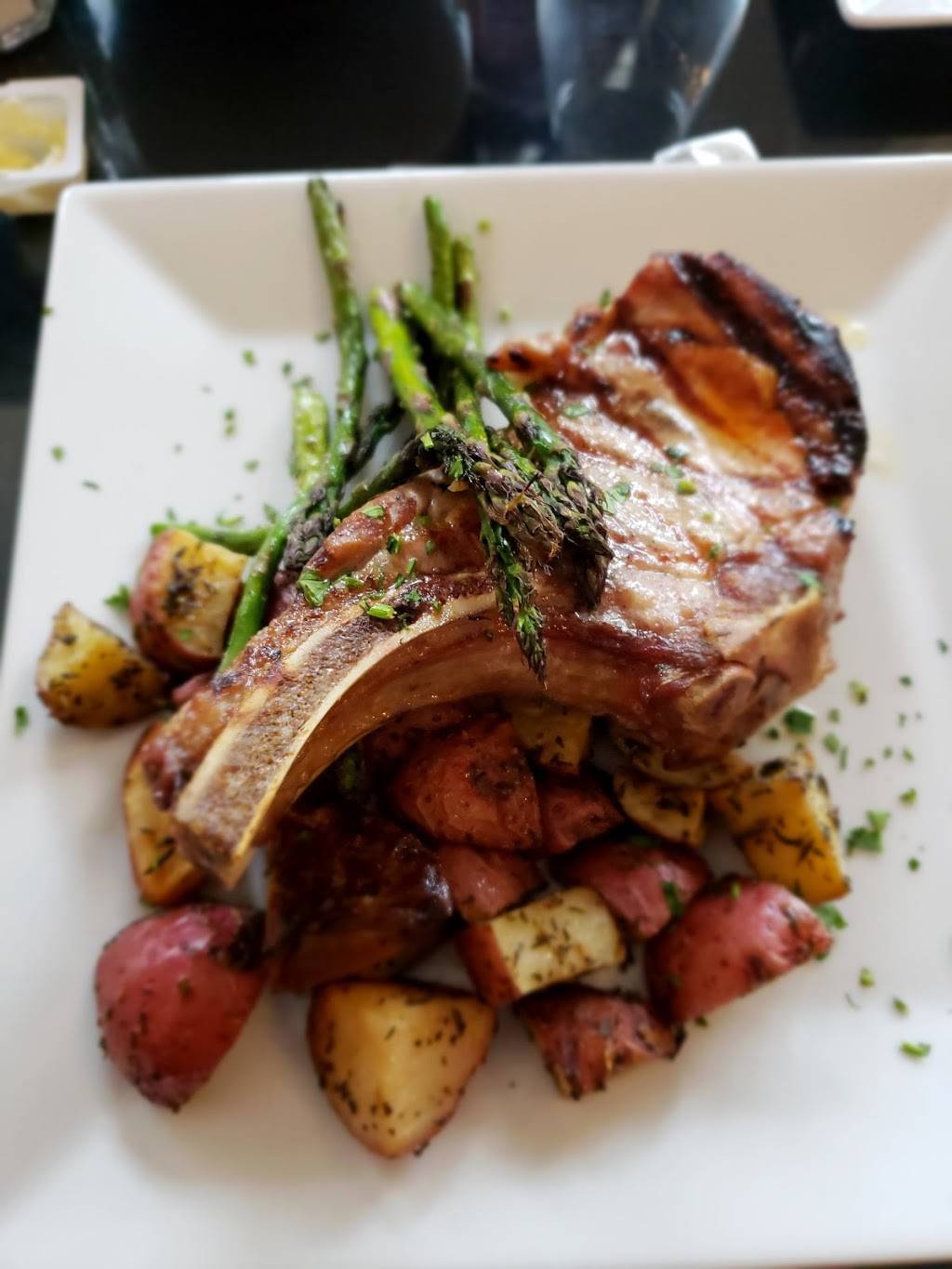 Hobnob | restaurant | 6010 Hermitage Rd, Richmond, VA 23228, USA | 8042647400 OR +1 804-264-7400