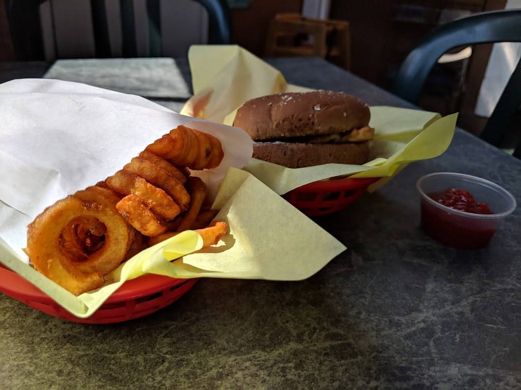 Tinkers Burgers | restaurant | 2275 Ortega Hill Rd C, Summerland, CA 93067, USA | 8059691970 OR +1 805-969-1970