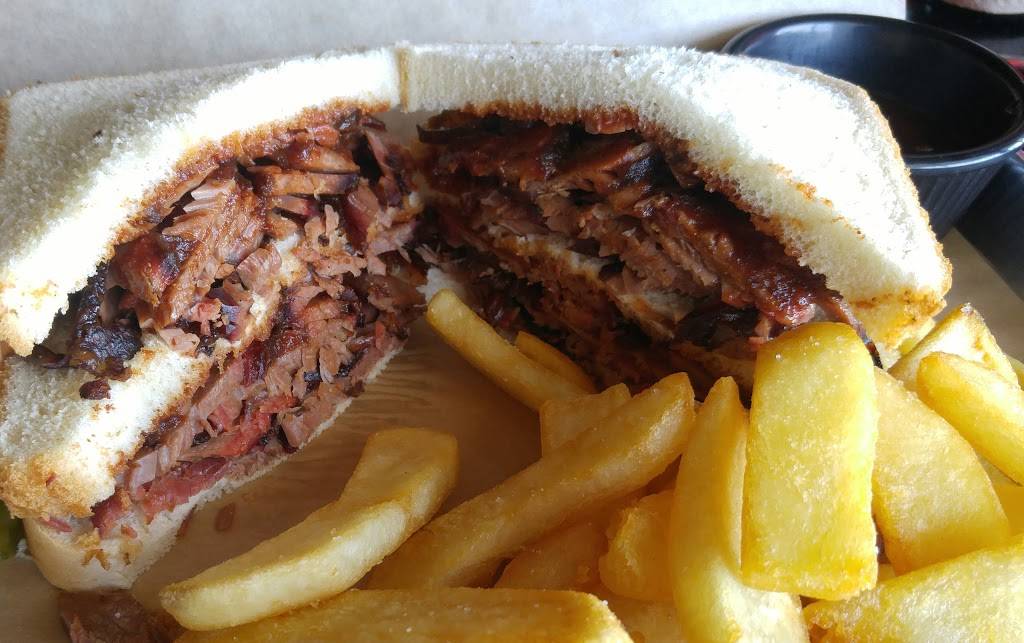 The Bar-B-Que Bar | night club | 10863 W Magnolia Blvd, North Hollywood, CA 91601, USA | 8187540030 OR +1 818-754-0030