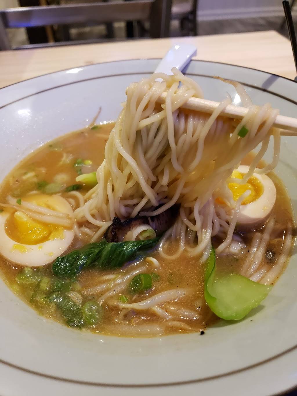 Aji Noodle Bar | restaurant | 13603 Madison Ave, Lakewood, OH 44107, USA | 2163039232 OR +1 216-303-9232