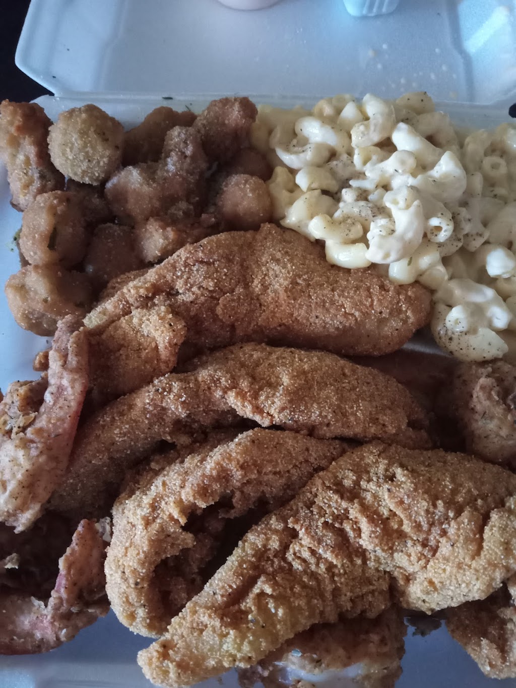 Lutfis Fried Fish | restaurant | 3220 Gus Thomasson Rd #101, Mesquite, TX 75150, USA | 9726853988 OR +1 972-685-3988