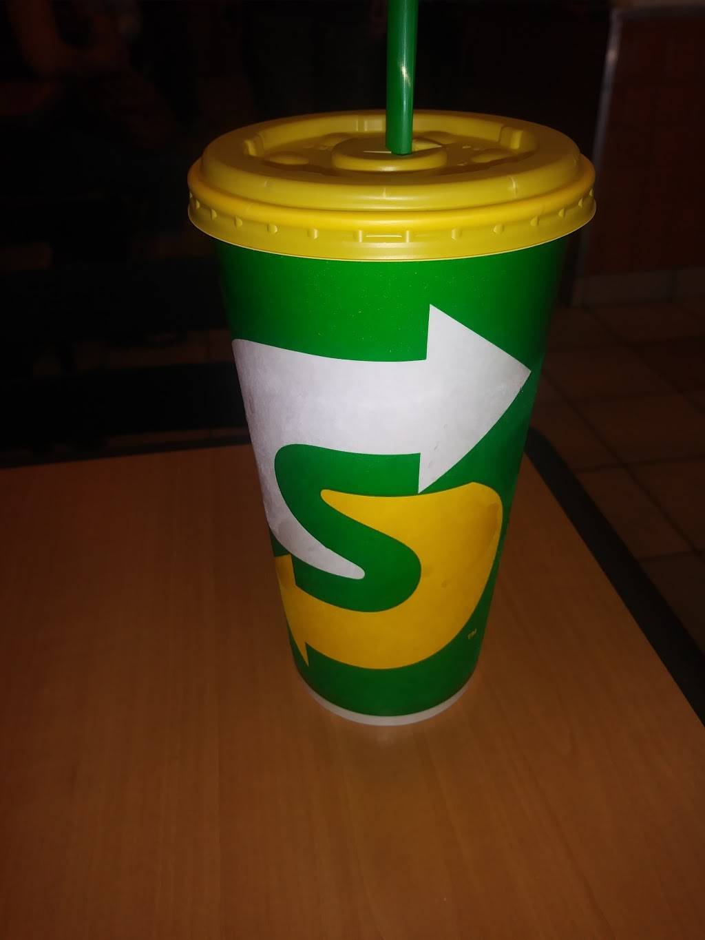 Subway | restaurant | 1562 Barton Rd, Redlands, CA 92373, USA | 9097930850 OR +1 909-793-0850