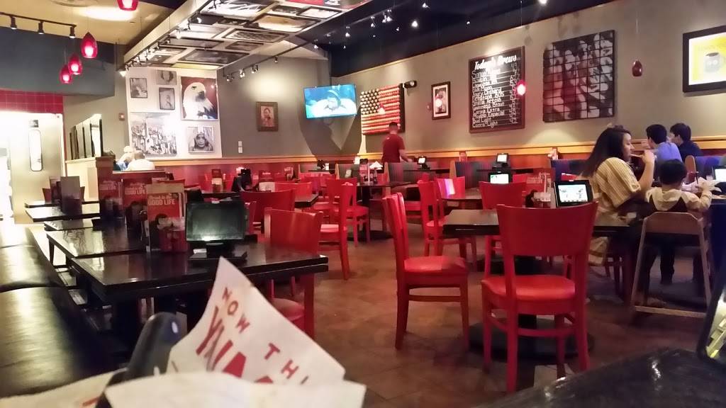 Red Robin Gourmet Burgers and Brews | restaurant | 170 W Hillcrest Dr, Thousand Oaks, CA 91360, USA | 8052301188 OR +1 805-230-1188