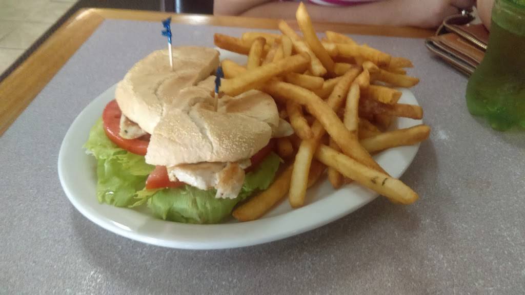 Bagel Bin Deli | meal takeaway | 207 Shirley Ave, Revere, MA 02151, USA | 7812857191 OR +1 781-285-7191