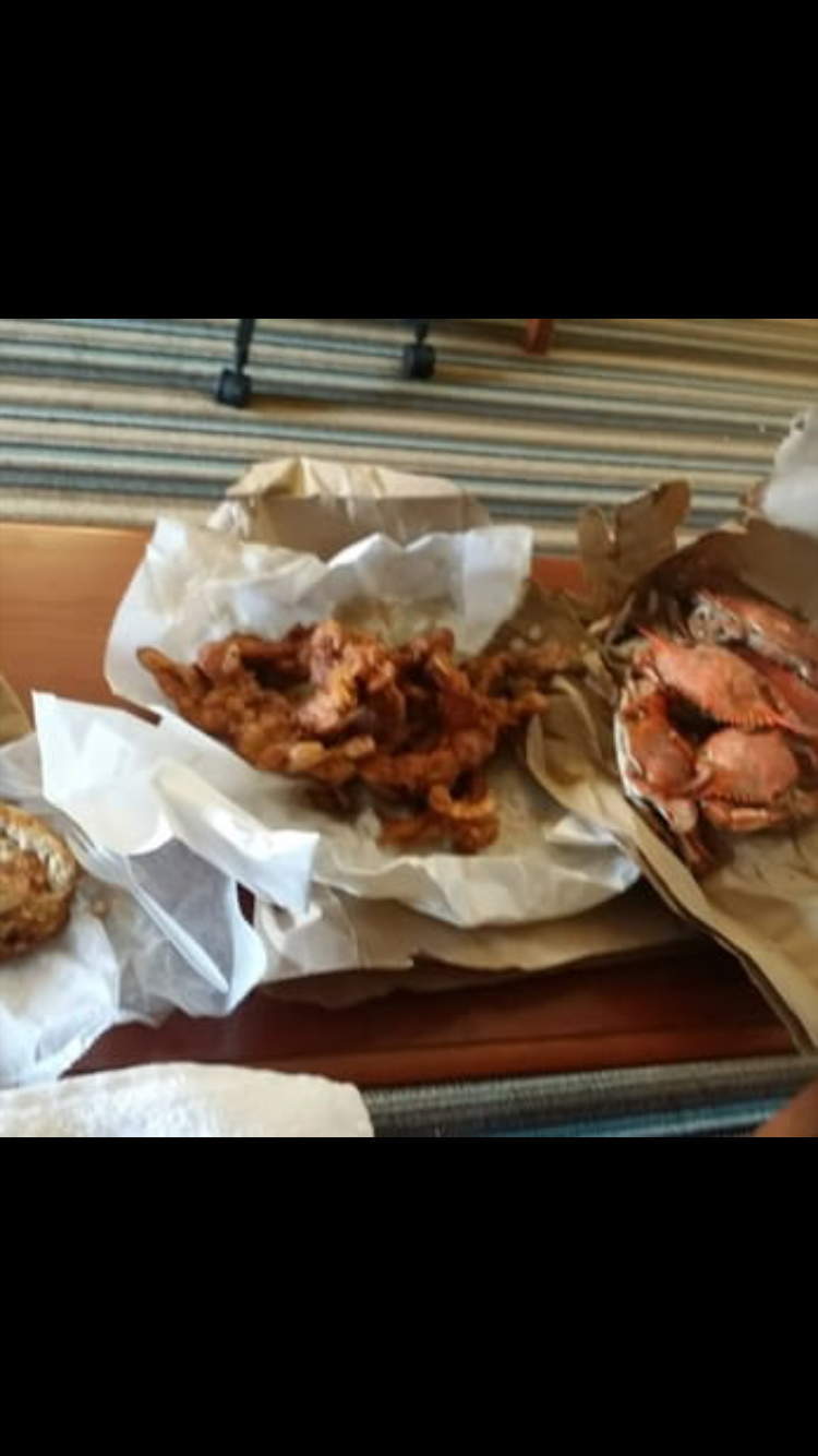 Eddies Chesapeake Bay Crabhouse & More | restaurant | 2592 Campostella Rd, Chesapeake, VA 23324, USA | 7575437009 OR +1 757-543-7009