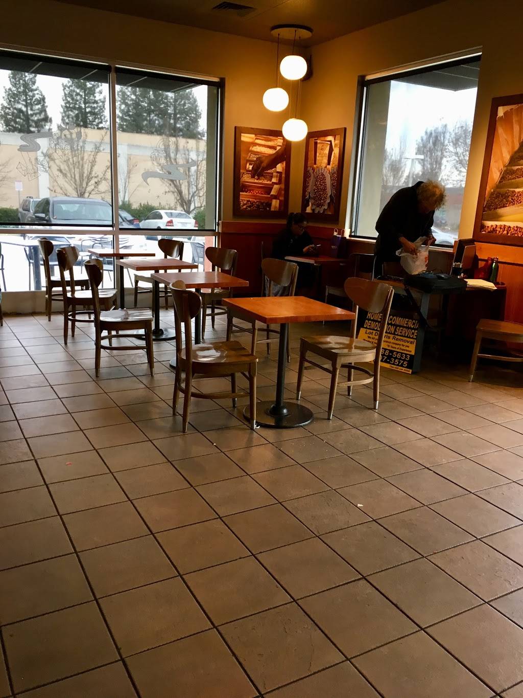 Starbucks | cafe | 2688 Santa Rosa Ave, Santa Rosa, CA 95407, USA | 7075271006 OR +1 707-527-1006