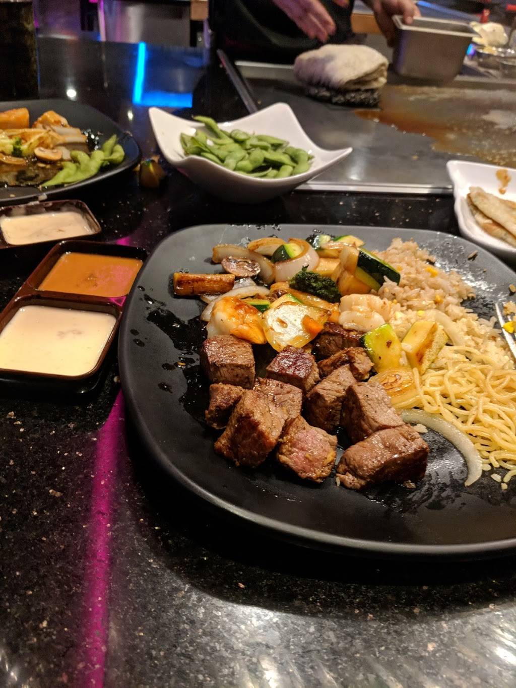 sakura asian bistro | restaurant | 166 Daniel Webster Hwy, Nashua, NH 03060, USA | 6035899815 OR +1 603-589-9815