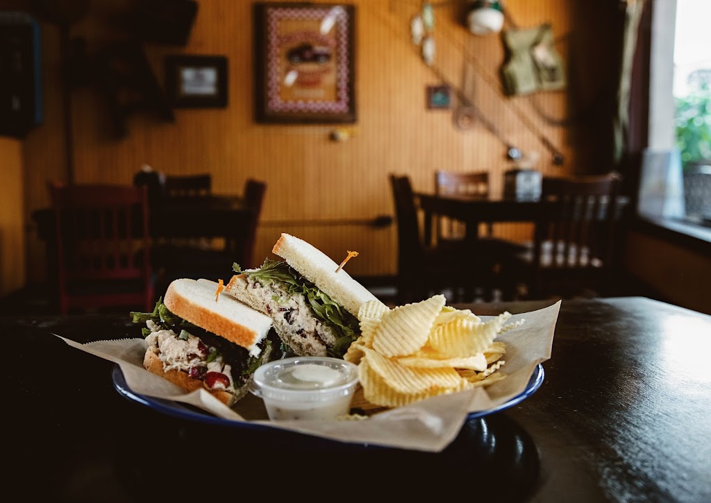 Cross Creek Sandwich Shop | restaurant | 1003 Oak St, Conway, AR 72032, USA | 5017641811 OR +1 501-764-1811
