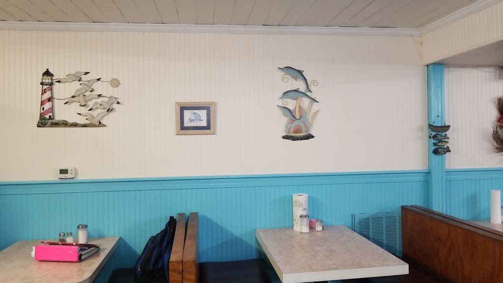 Coastal Seafood Restaurant | restaurant | 1305 Coastal Hwy, Panacea, FL 32346, USA | 8509842933 OR +1 850-984-2933