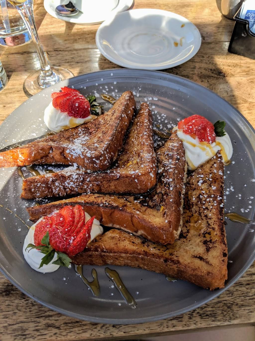 Makai Restaurant & Lounge | restaurant | 101 Broadway, Santa Monica, CA 90401, USA | 3104341511 OR +1 310-434-1511