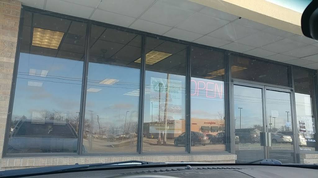 Subway | restaurant | 360 S Division St, Harvard, IL 60033, USA | 8159437298 OR +1 815-943-7298