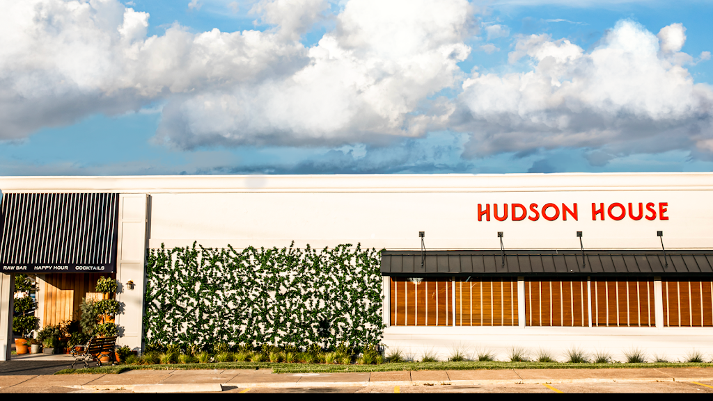 Hudson House | restaurant | 4040 Abrams Rd, Dallas, TX 75214, USA | 2143632882 OR +1 214-363-2882