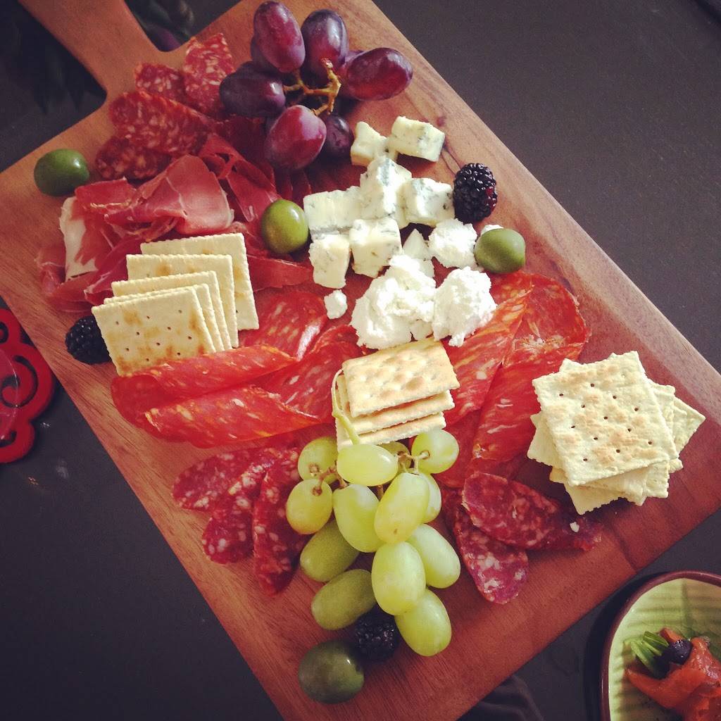 Nove Trattoria | restaurant | 1406 Yonge St, Toronto, ON M4T 1Y5, Canada | 6473455848 OR +1 647-345-5848