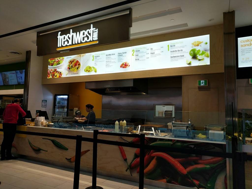FreshWest Grill | restaurant | 88 Queens Quay W, Toronto, ON M5J 0B8, Canada | 4168668787 OR +1 416-866-8787