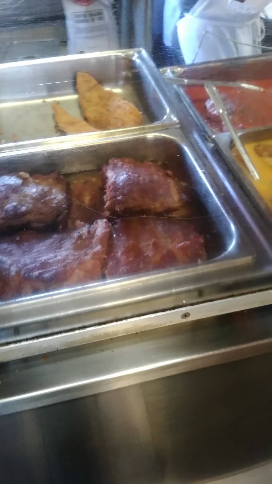 Lil Cees | restaurant | 605 Douglas Ave, Nashville, TN 37207, USA | 6152266900 OR +1 615-226-6900