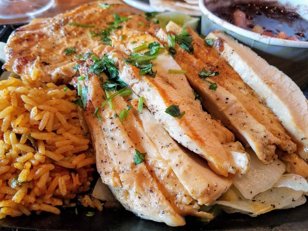 Chilis Grill & Bar | meal takeaway | 2745 W Kettleman Ln, Lodi, CA 95242, USA | 2093691808 OR +1 209-369-1808