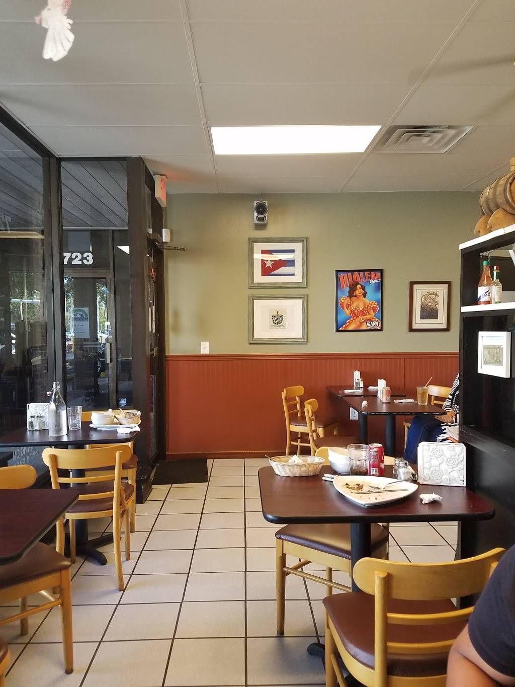 Abuelas Kitchen | restaurant | 727 7th St W, Palmetto, FL 34221, USA | 9417232051 OR +1 941-723-2051