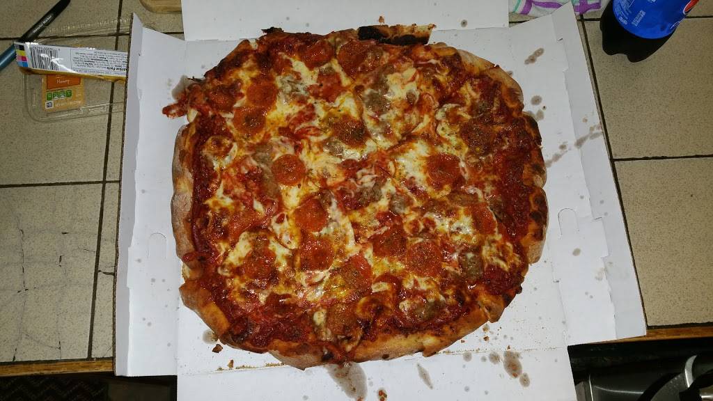 Uncle Petes Pizza | restaurant | 207 N Cass Ave, Westmont, IL 60559, USA | 6309631900 OR +1 630-963-1900