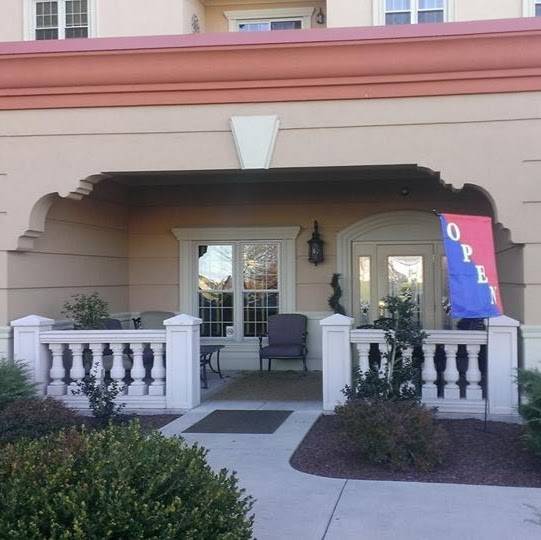 Graystone Homestyle Restaurant | restaurant | 375 Theatre Dr, Johnstown, PA 15904, USA | 8142661153 OR +1 814-266-1153