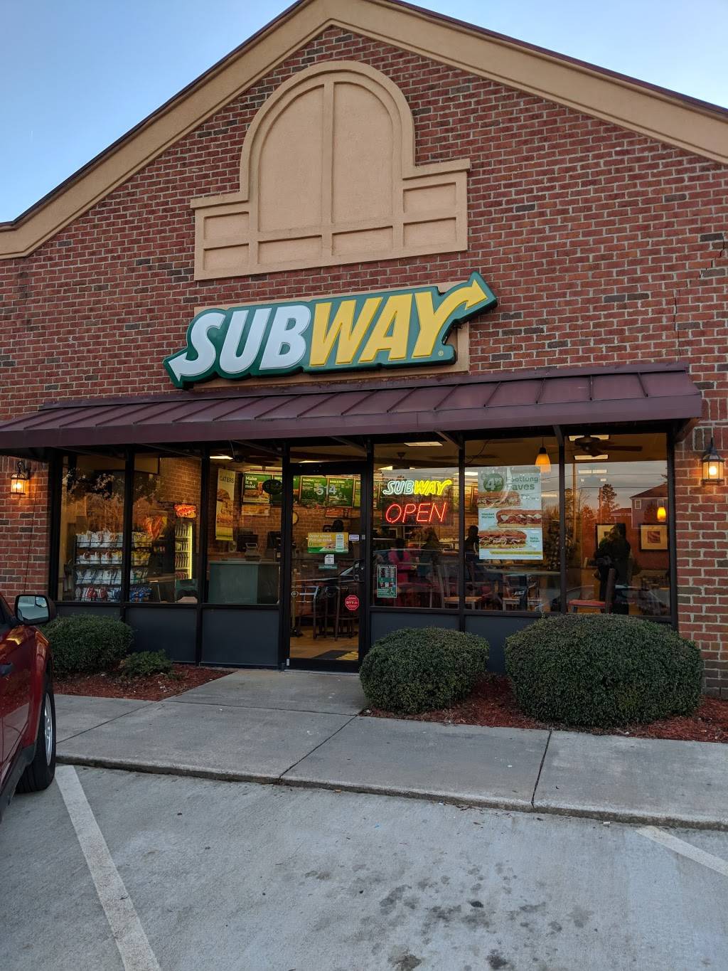 Subway | restaurant | 514 Oxbow Dr, Grovetown, GA 30813, USA | 7062503173 OR +1 706-250-3173