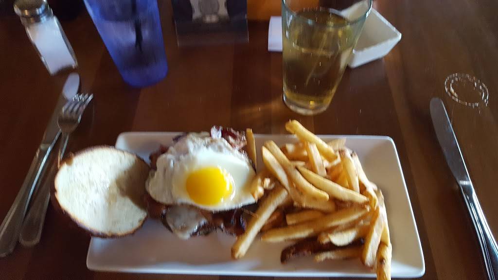 Wise Owl Drinkery & Cookhouse | restaurant | 324 S Racine Ave, Chicago, IL 60607, USA | 3123748915 OR +1 312-374-8915