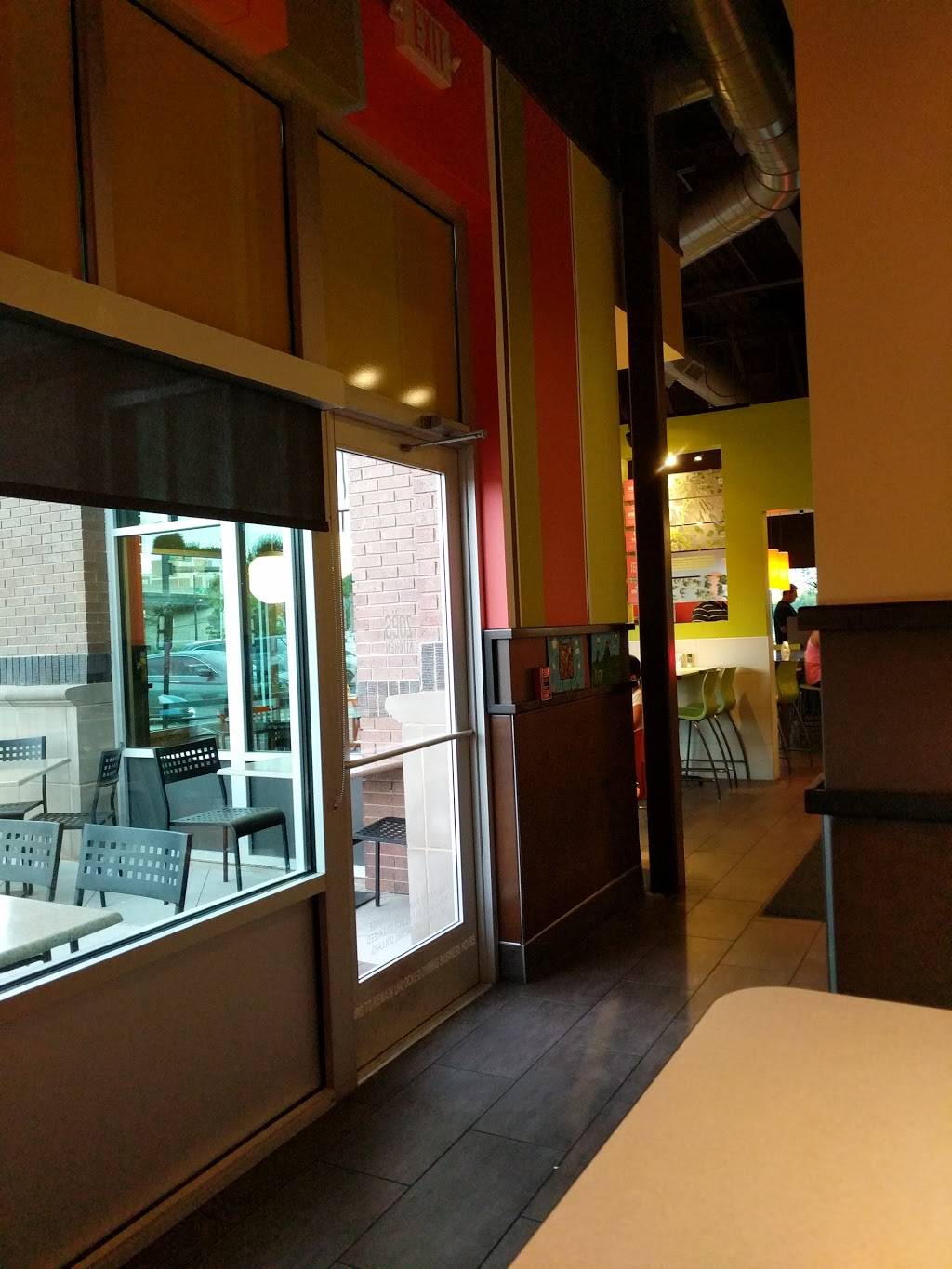 Zoës Kitchen | restaurant | 5252 Main St Suite 120, Frisco, TX 75034, USA | 4693532330 OR +1 469-353-2330