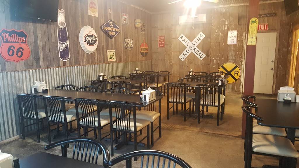 Bakers Pizza | restaurant | 501 Ash St, Maysville, OK 73057, USA | 4058674992 OR +1 405-867-4992