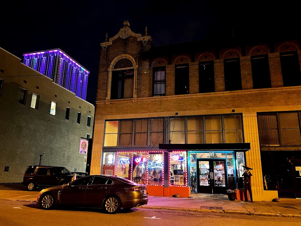 Six Ten Center | restaurant | 610 Center St, Little Rock, AR 72201, USA | 5013744678 OR +1 501-374-4678