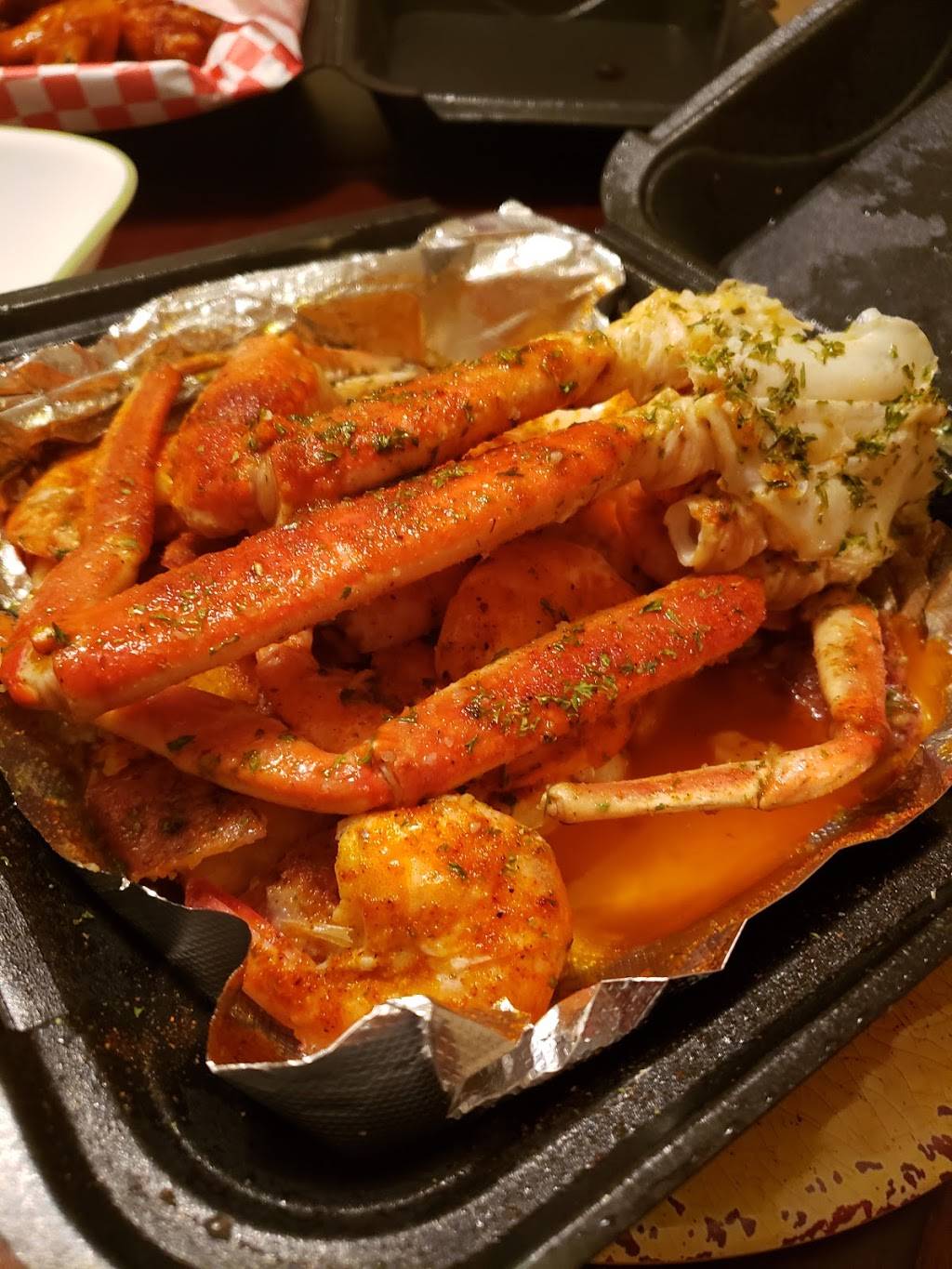 Virginias Seafood & Wings | restaurant | 7095 S US Hwy 17 92, Casselberry, FL 32718, USA | 4077218727 OR +1 407-721-8727