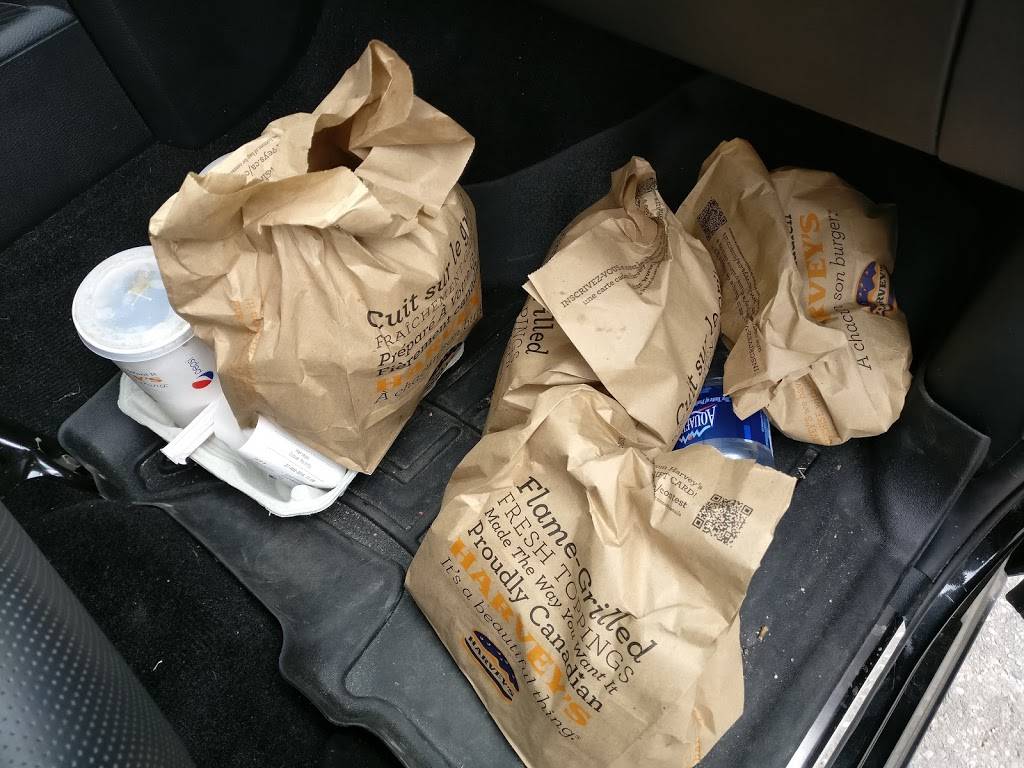 Harveys | restaurant | 793 Tower St S, Fergus, ON N1M 2R2, Canada | 5198433527 OR +1 519-843-3527