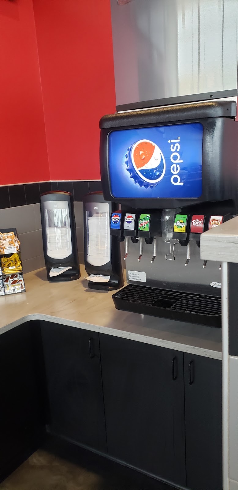 Pizza Oven | restaurant | 2101 Hall Of Fame Wy NW, Canton, OH 44708, USA | 2349993330 OR +1 234-999-3330