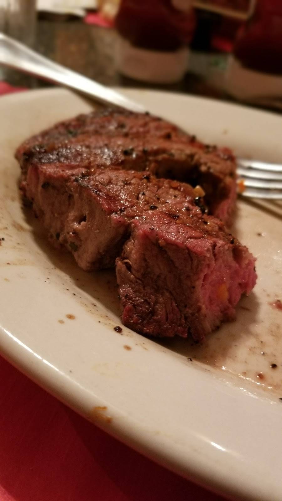 New London Steak House | restaurant | 3489, 4312 New London Rd, Forest, VA 24551, USA | 4345253826 OR +1 434-525-3826