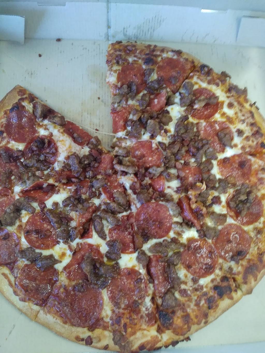 Little Caesars Pizza | meal takeaway | 1353 S Webb Rd, Wichita, KS 67207, USA | 3164257977 OR +1 316-425-7977