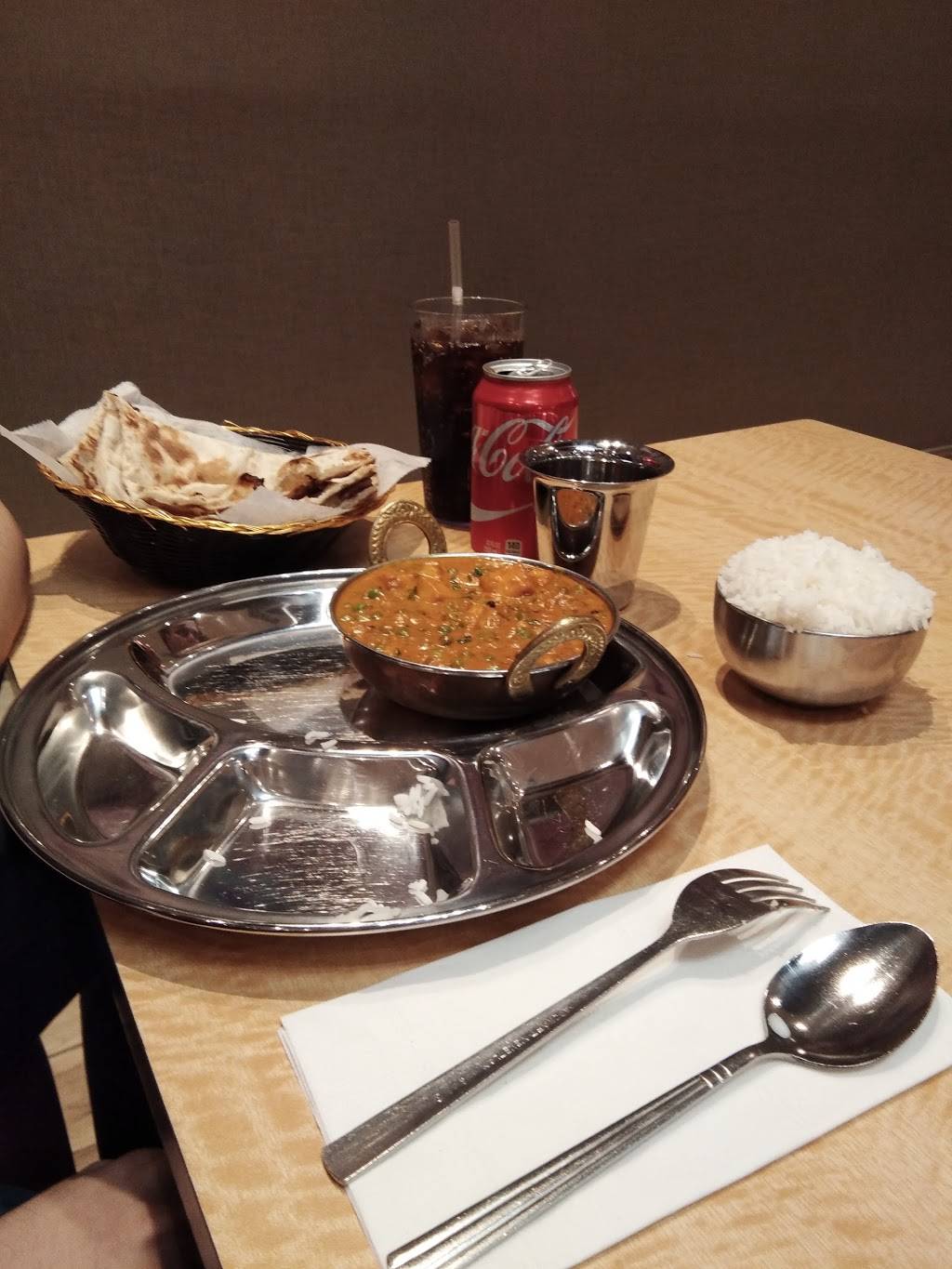 Saravanaa Bhavan | restaurant | 285 S Broadway, Hicksville, NY 11801, USA | 5162617755 OR +1 516-261-7755