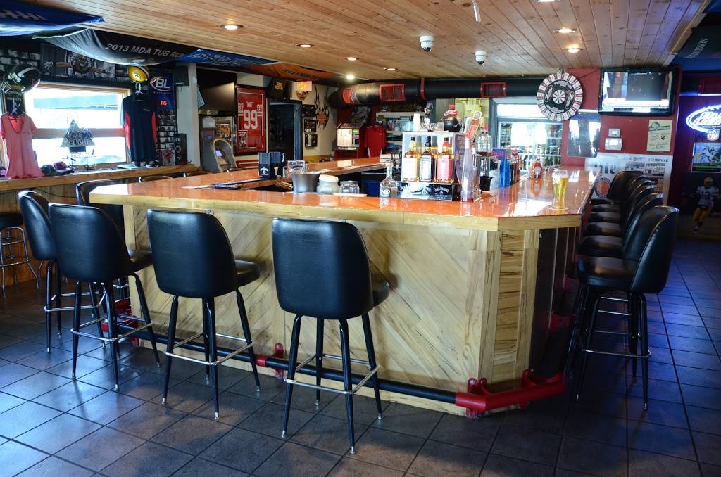 Red Zone Pub & Grill | restaurant | 403 W High St, Milton, WI 53563, USA | 6088689126 OR +1 608-868-9126