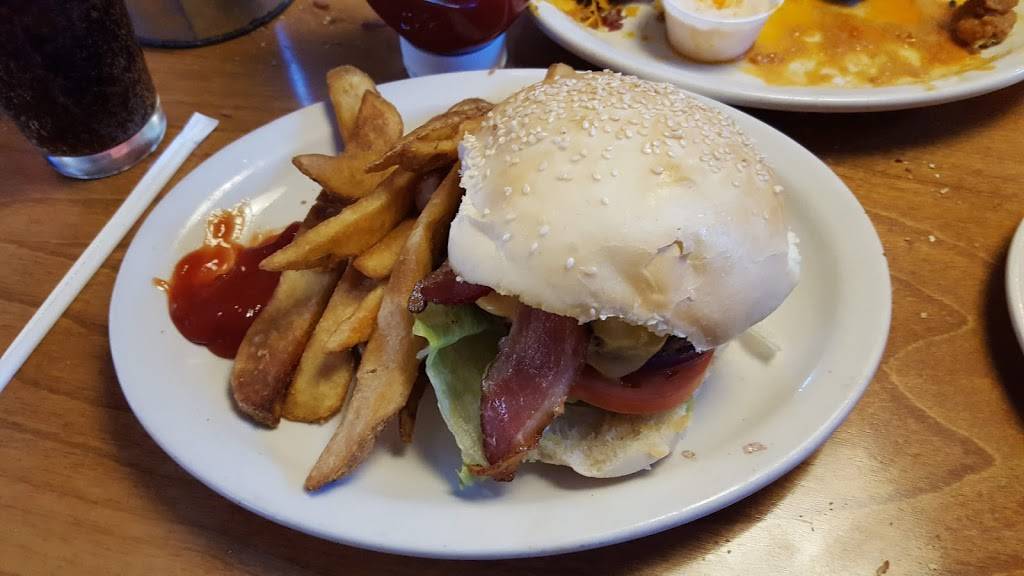 Texas Roadhouse | restaurant | 5309 U.S. 9, Howell, NJ 07731, USA | 7328867427 OR +1 732-886-7427