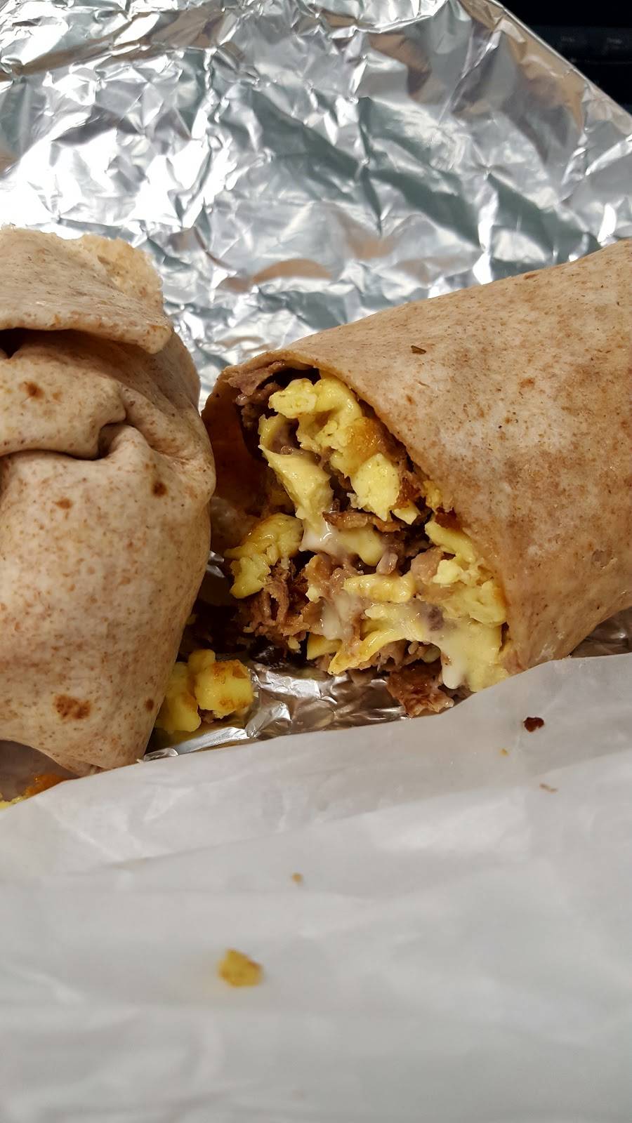 Francescos Pizzeria | restaurant | 104 Pheasant Run, Newtown, PA 18940, USA | 2159681005 OR +1 215-968-1005