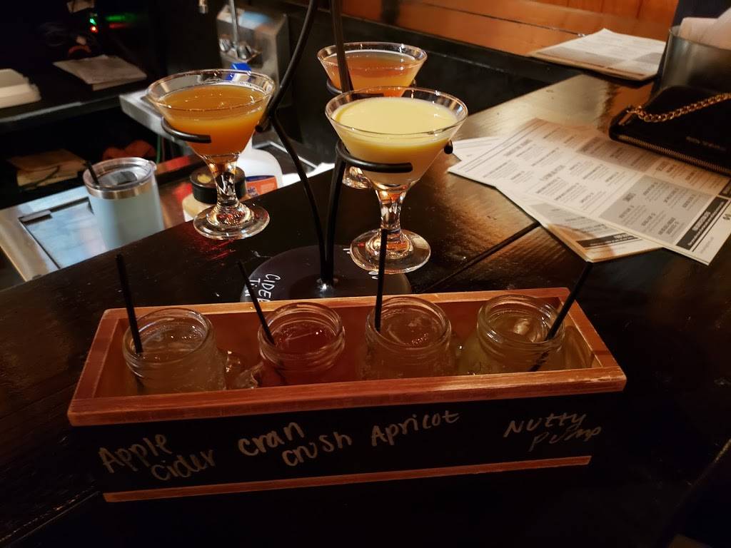 Hops, Vines & Spirits | restaurant | 17 N 2nd St, Harrisburg, PA 17101, USA | 7172328900 OR +1 717-232-8900