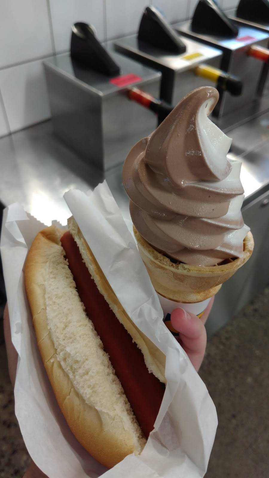 IKEA North York - Restaurant | restaurant | 15 Provost Dr, North York, ON M2K 2X9, Canada | 8668664532 OR +1 866-866-4532