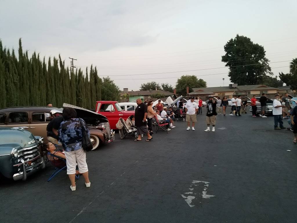 White Top Drive In | restaurant | 1110 W D St, Lemoore, CA 93245, USA | 5599243887 OR +1 559-924-3887