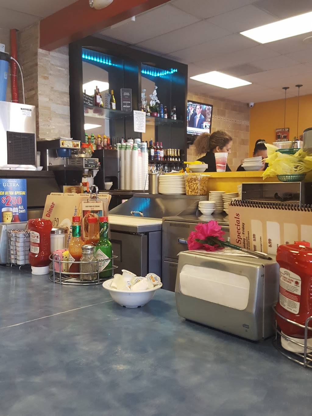 Brandons Diner | restaurant | 8609 Base Line Rd, Rancho Cucamonga, CA 91730, USA | 9099892256 OR +1 909-989-2256