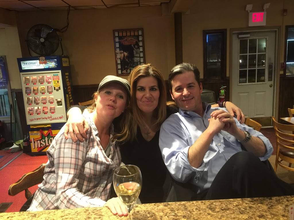 Dairy express | restaurant | 2 Sutton Ave, Oxford, MA 01540, USA | 5089871151 OR +1 508-987-1151