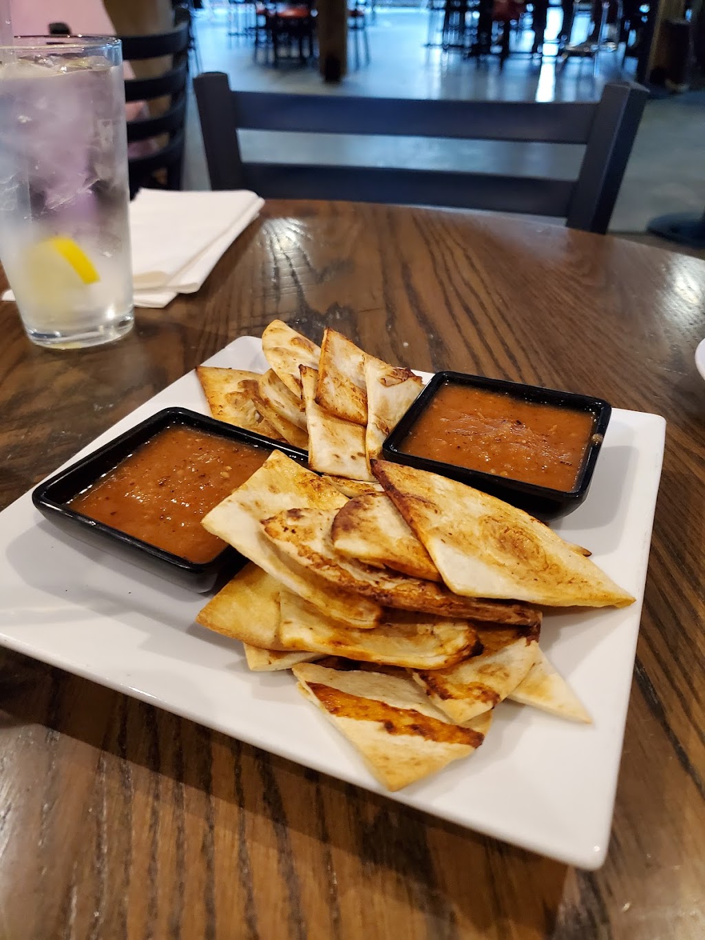 Beehive Neighborhood Hangout | restaurant | 220 Minorca Rd, Hot Springs Village, AR 71909, USA | 5017778176 OR +1 501-777-8176