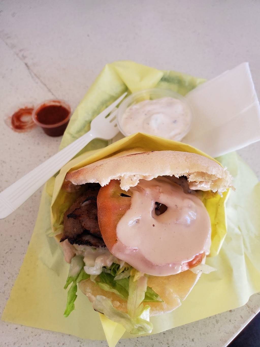 Hungry Pocket Falafel House | restaurant | 1715 Pico Blvd, Santa Monica, CA 90405, USA | 3104505335 OR +1 310-450-5335